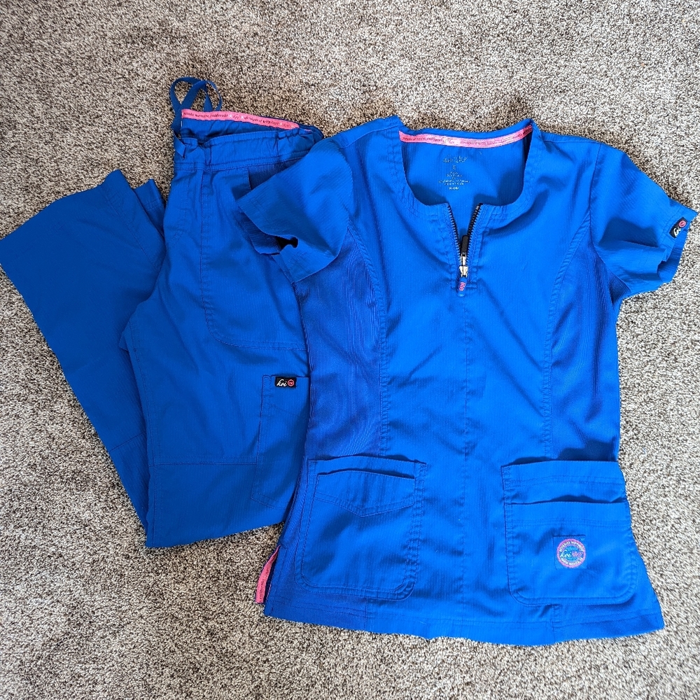 Koi Lite scrub set - small